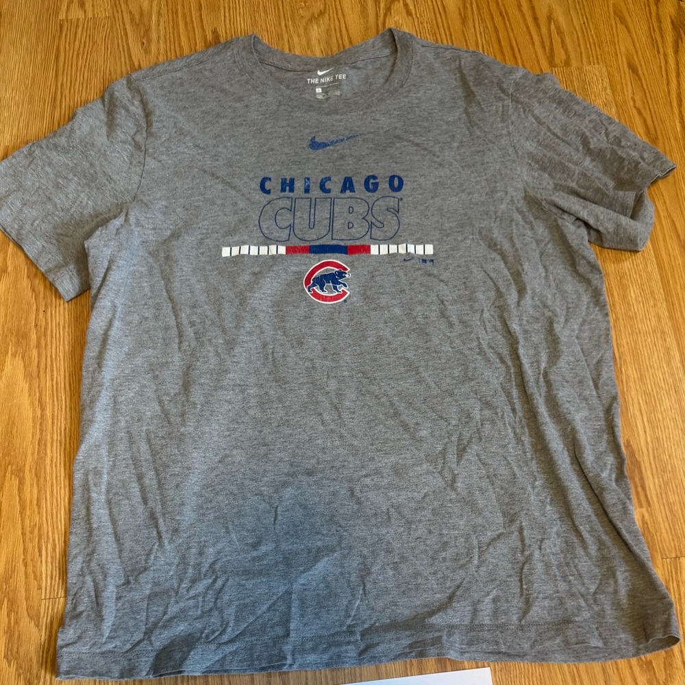 Men’s Chicago Cubs T Shirt L